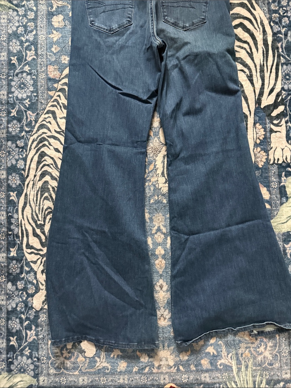 American Eagle Outfitters Dark Blue Flared Jeans with Front Slits 14 - Picture 6 of 8